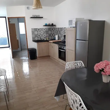 Le Cocon Marquisien Ferienhaus *